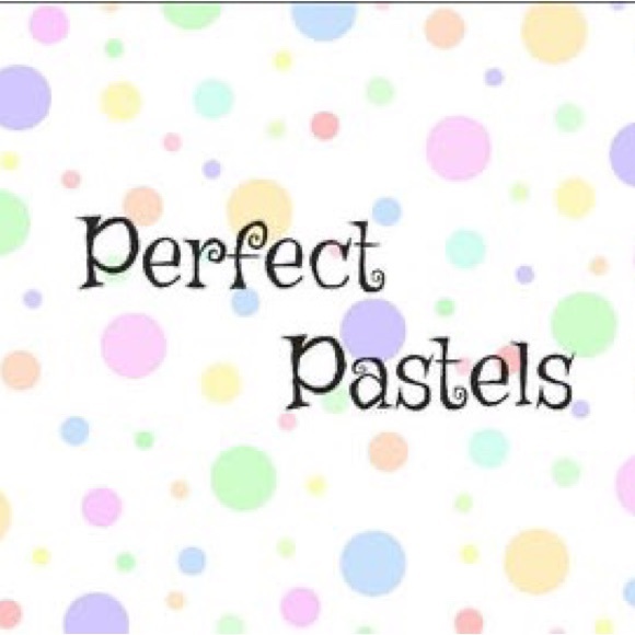 12 Mystery PASTEL Clothing Lot Womens Fashion Box sweaters, shirts, tops bottoms - Picture 4 of 4